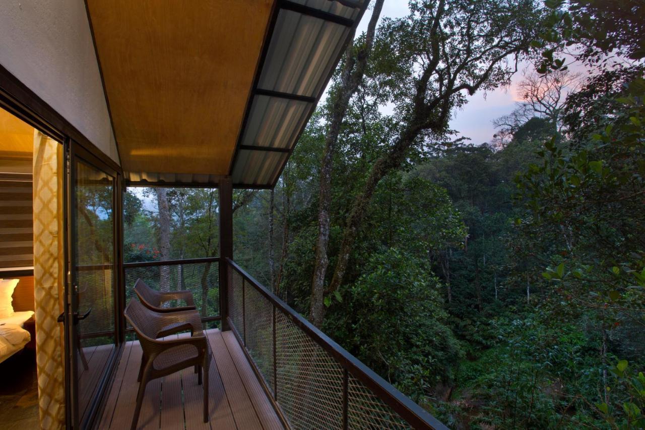 Bamboo Dale Resort, Мунар Екстериор снимка